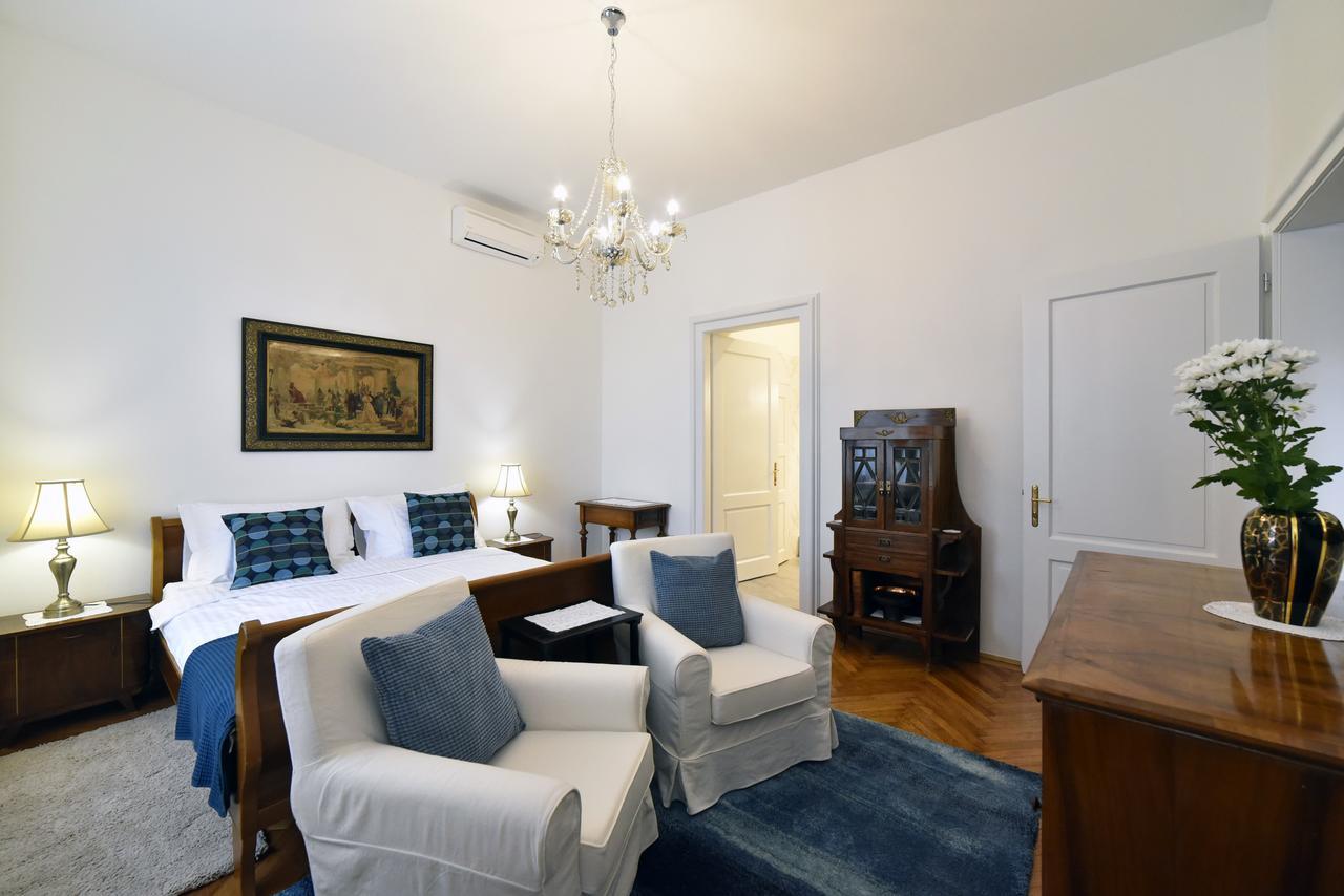 Favourite Apartment *