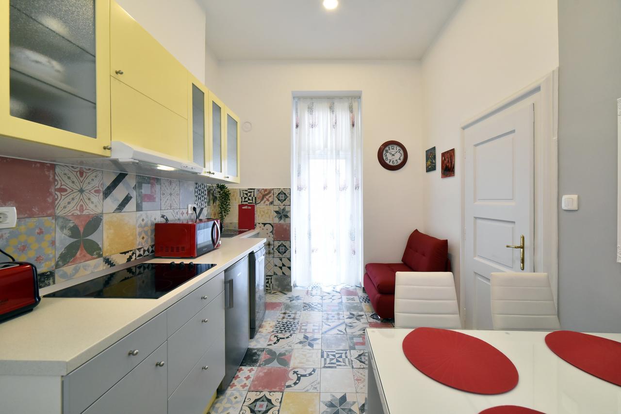 Favourite Apartment *